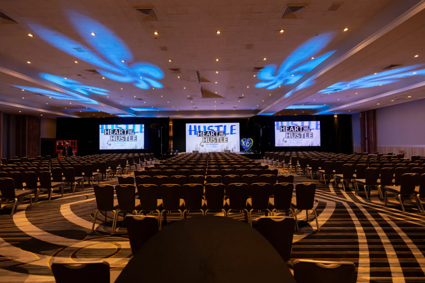 Heart of the Hustle general session set before doors at EO XCentric, Kansas City, 2025