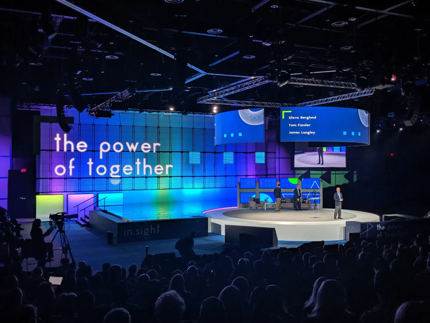 General session stage at Trimble in.sight, 2019