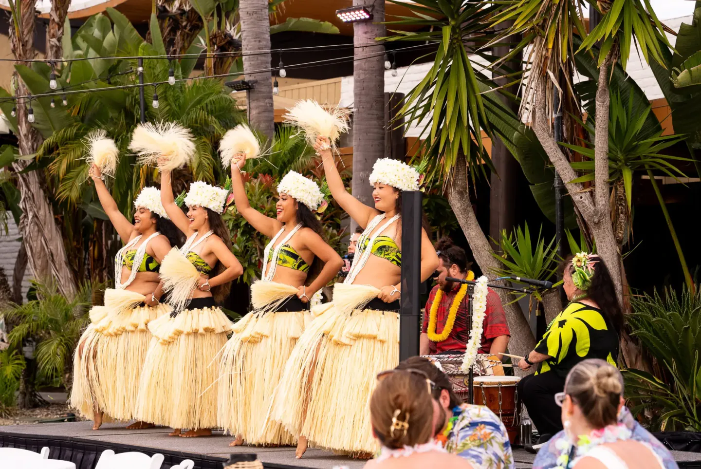 Outdoor entertainment at SCL, San Diego, 2025