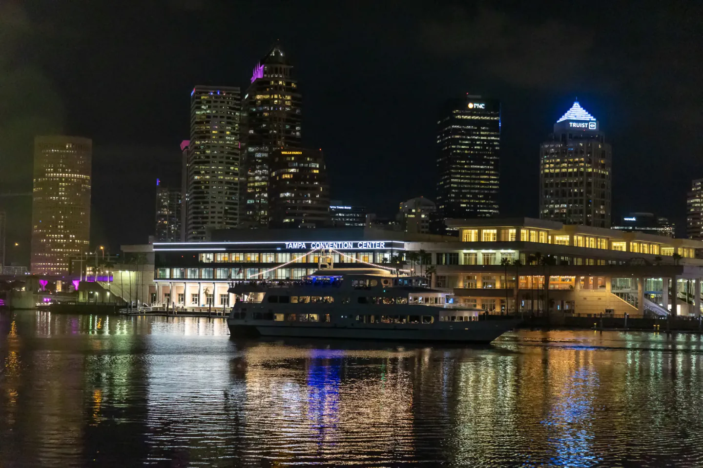 Yacht dinner cruise on the water at the Tampa Convention Center